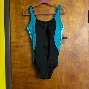 Swimsuits for All Women's Plus Size Chlorine Resistant Zip Front One Piece Sz 16